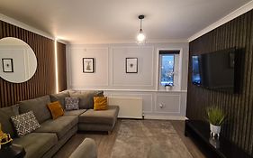 Elmbank Garden Apartment